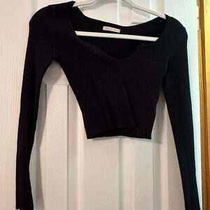 Black Crop Top V-Neck